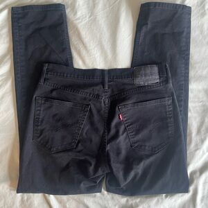 Levi's Men's Relaxed Black Jeans